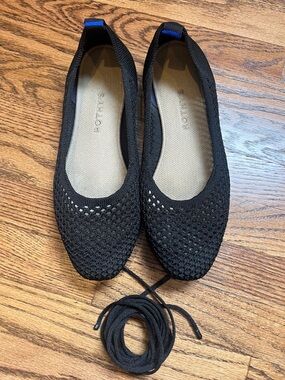 Rothy's the square wrap black